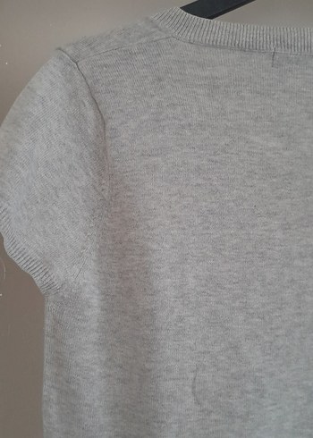 Gri V Yaka Kısa Kollu Triko Kazak - Görsel 11