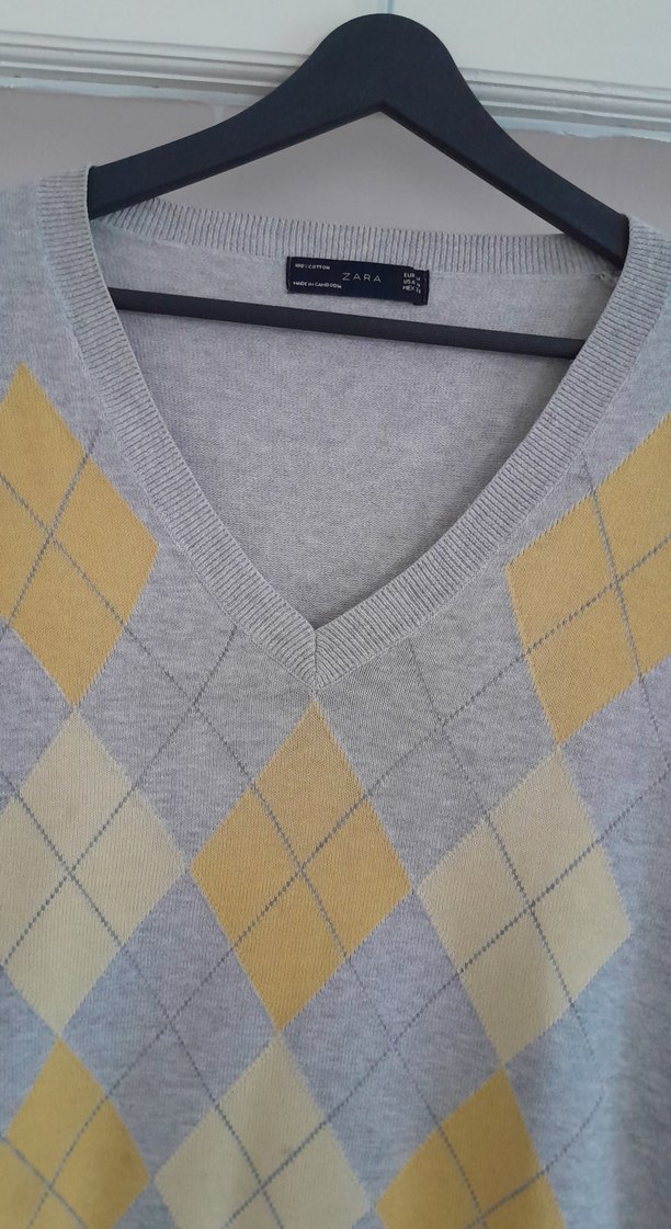 Gri V Yaka Kısa Kollu Triko Kazak - Görsel 3