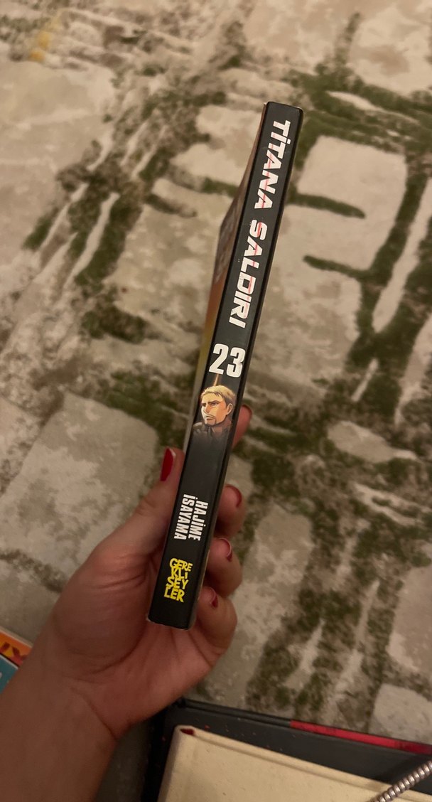 Titana Saldırı 23. Cilt Manga - Görsel 2