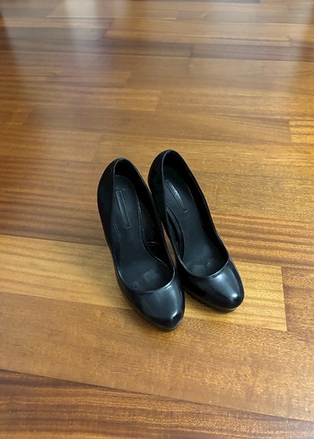 Siyah Rugan Kadın Stiletto Topuklu Ayakkabı - Görsel 3