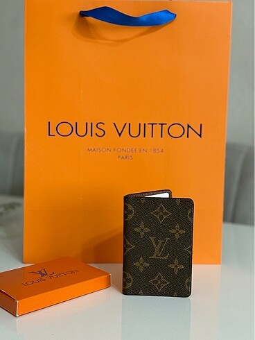 LOUİS VUITTON GERÇEK DERİ KARTLIK