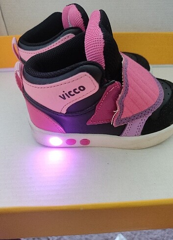 Vicco Vicco ufo İsikli kiz cocuk bot