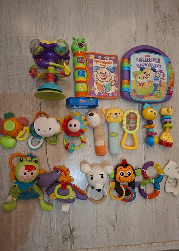 Fisher Price Renkli Diş Kaşıyıcı ve Çıngırak Seti