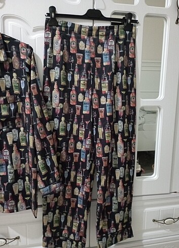 l Beden çeşitli Renk Pijama takımı