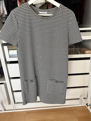 Zara Zara siyah beyaz mini elbise