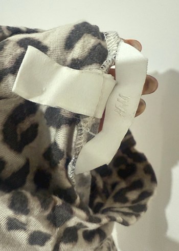 H&M Kahverengi Leopar Desenli Balıkçı Yaka Kadın Bluz