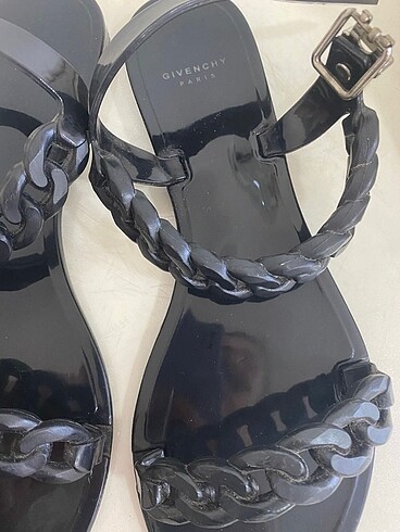 40 Beden Givenchy Sandals