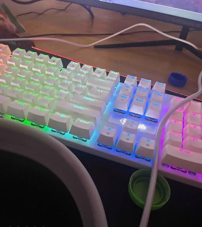 North Mekanik Oyun Klavyesi RGB Işıklı - Görsel 4