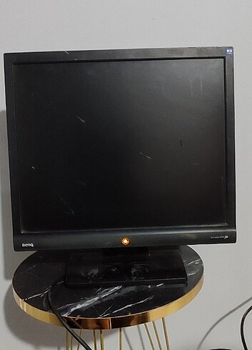 Benq marka monitör çalışır durumda  - Görsel 4