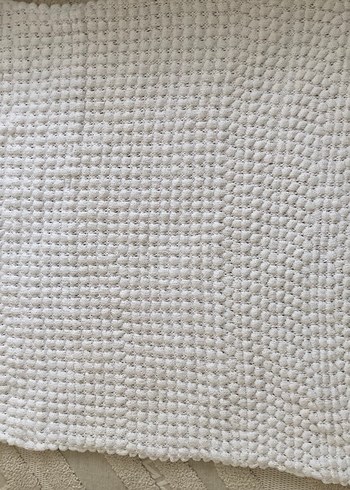 Beyaz Örgü Çocuk Battaniyesi - Görsel 3