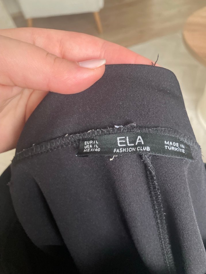 Kadın Siyah Elastik Kumaş Pantolon - Görsel 4