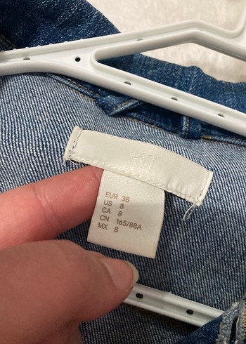 Düğmeli Mavi Kadın Kot Ceket - Görsel 4