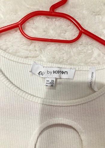 Pencere detay dekolte tişört - Görsel 2