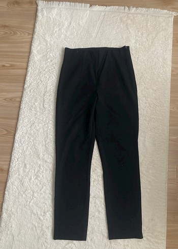 Siyah Kadın Rahat Kesim Kumaş Pantolon - Görsel 2