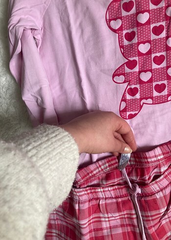 Pembe Uzun Kollu Gevşek Kesim Pijama Takımı - Görsel 3