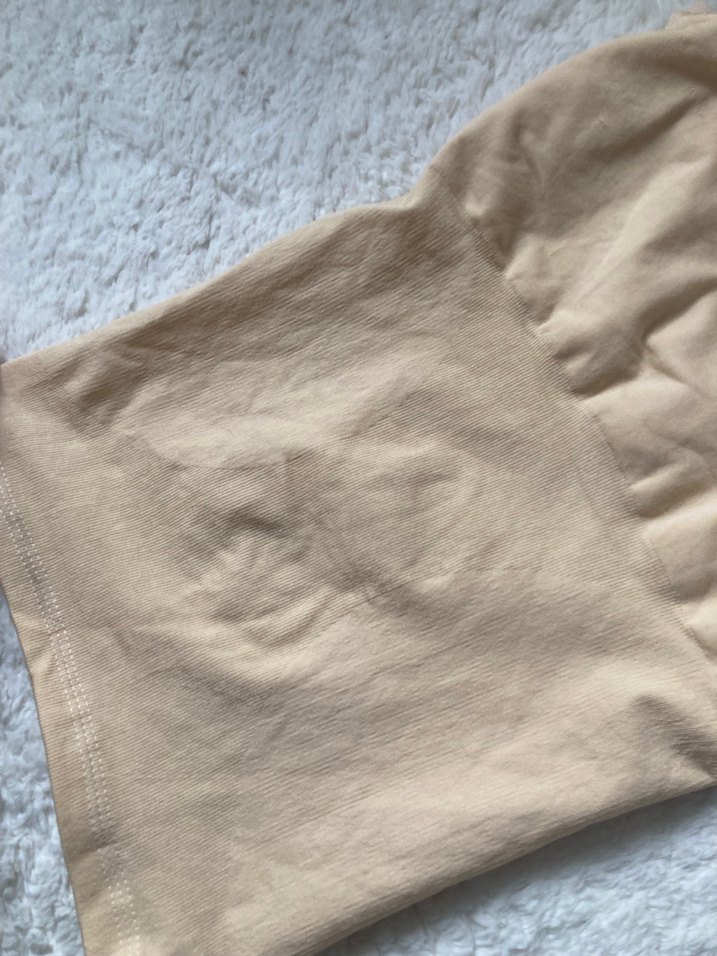 Bej V Yakalı üst korse sıkı - Görsel 5