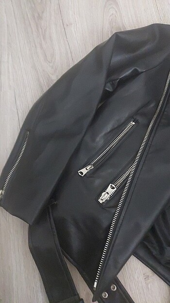 Stradivarius Stradivarius deri mont