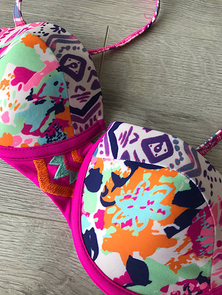 Penti Penti bikini ustu