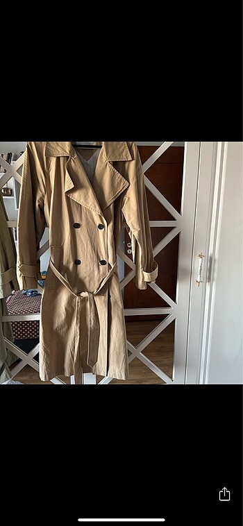 Bershka trençkot yeni