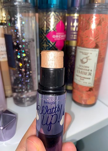 Benefit Watts Up! Aydınlatıcı - Görsel 2