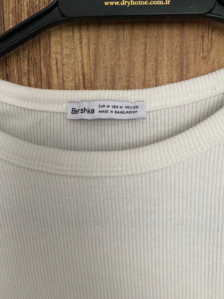 Beyaz Uzun Kollu Crop Top Bershka - Görsel 2