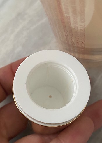 Victoria's Secret Coconut Milk & Rose vücut spreyi - Görsel 3