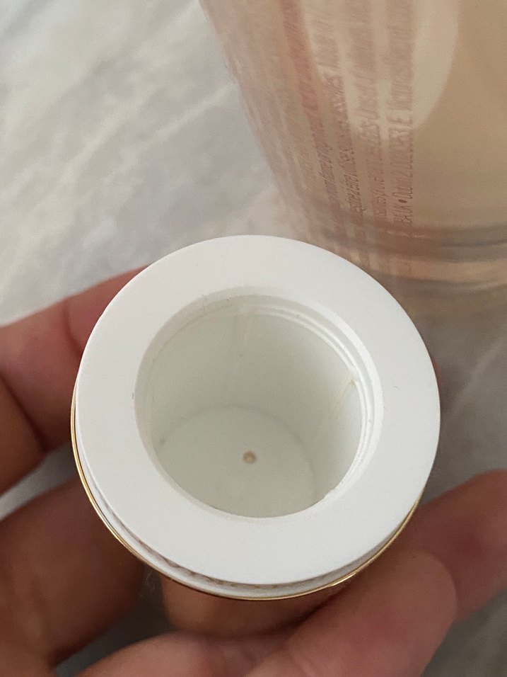 Victoria's Secret Coconut Milk & Rose vücut spreyi - Görsel 3