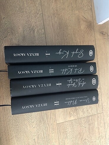  Beden Beyza aksoy-Siyah evren