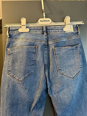 38 Beden Gri Sim detaylı jean