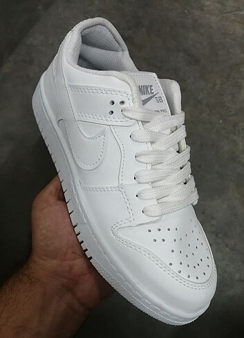 36 Beden Nike air force #sporayakkabı #beyaz #Nike numaralar mevcuttur