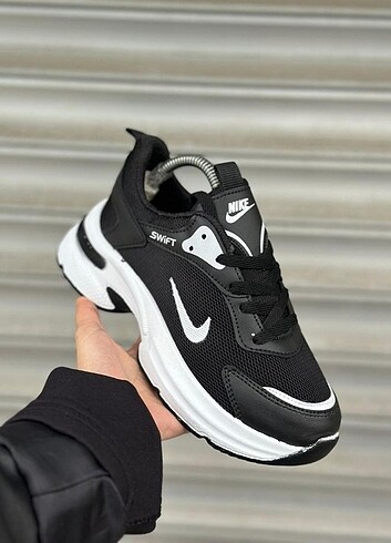 Nike siyah beyaz spor ayakkabı #sporayakkabı #Nike 