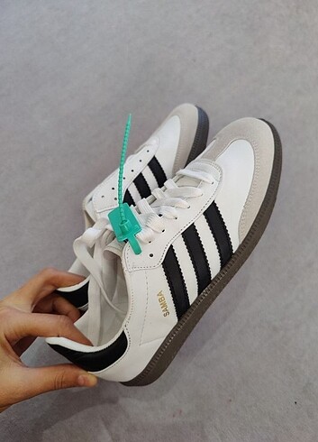 Adidas samba beyaza siyah #Adidas #samba #sporayakkabı numaralar