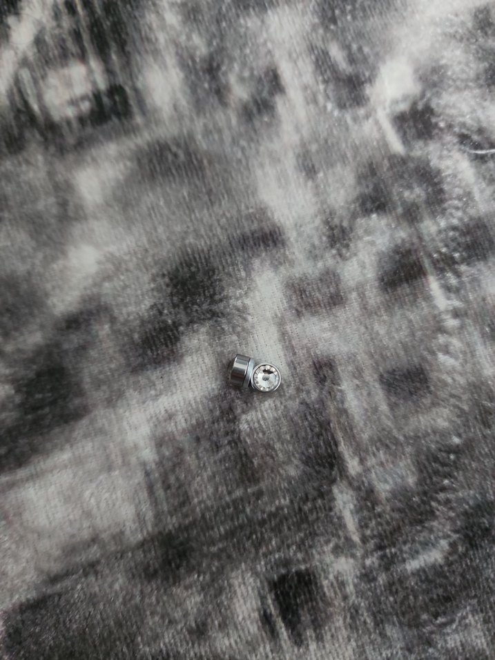 mıknatıslı küpe - Görsel 3