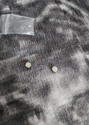 mıknasızlı sade küpe - Görsel 2