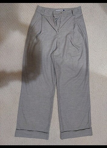 PANTOLON