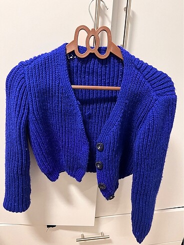 Diğer Crop saks mavisi hırka.