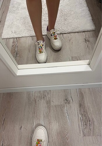 Bershka boncuklu sneakers