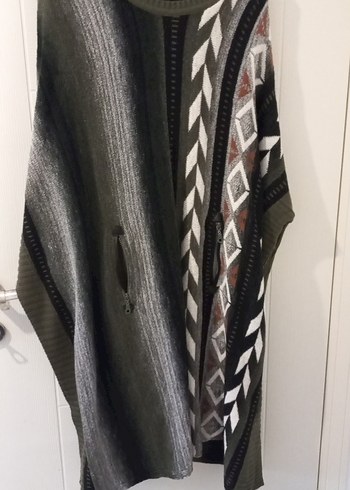 Beyaz Çiçek Baskılı Hamile Tişörtü - Görsel 5