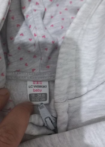 Kız Çocuk Siyah Baskılı Fırfırlı Tişört - Görsel 4