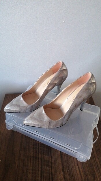 Stiletto ayakkabı 