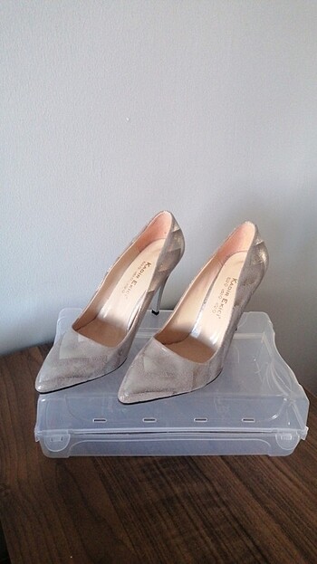 38 Beden Stiletto ayakkabı 