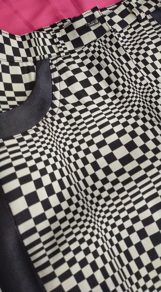 Kadın Kareli Dar Kesim Fermuarlı  likralı Kumaş Pantolon - Görsel 3