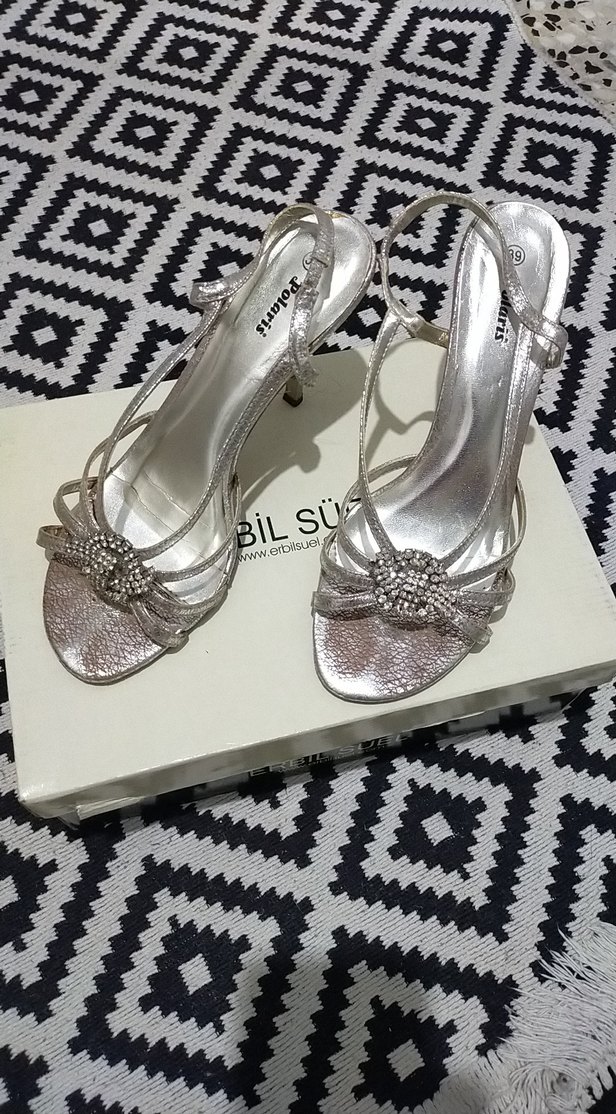 Gri Yılan Desenli Taşlı Stiletto Kadın Ayakkabı - Görsel 4