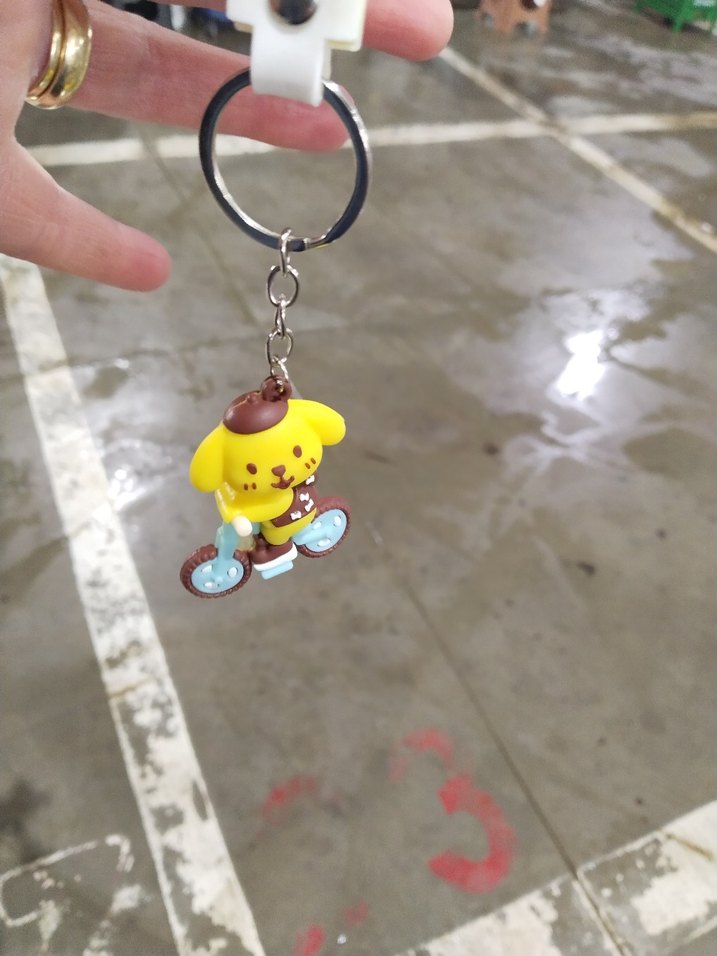 Renkli Pop Kültür Kadın Anahtarlık Püsküllü - Görsel 2