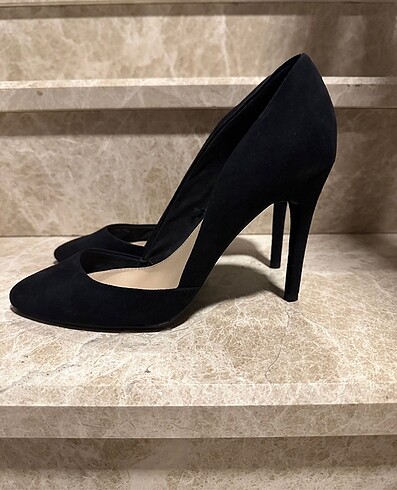 Bershka Siyah Topuklu Ayakkabı Stiletto