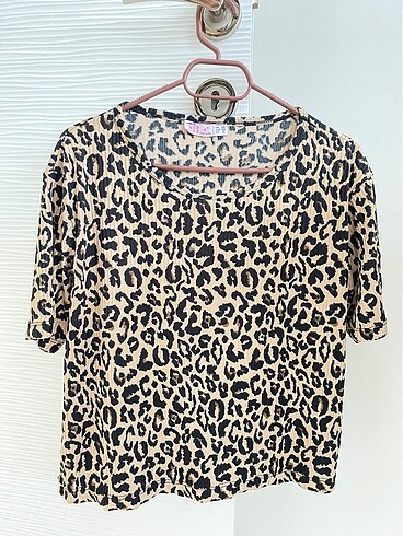 Leopar tişört