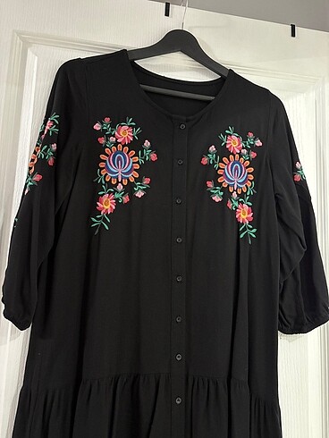 Beyaz Butik Günlük Elbise
