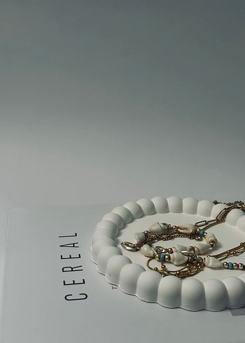 Beyaz Papatya Desenli Altlık Sunum Tepsisi - Görsel 2