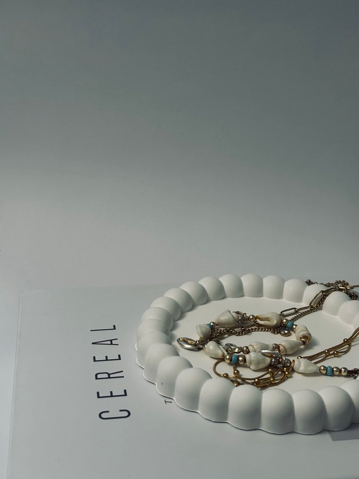 Beyaz Papatya Desenli Altlık Sunum Tepsisi - Görsel 2