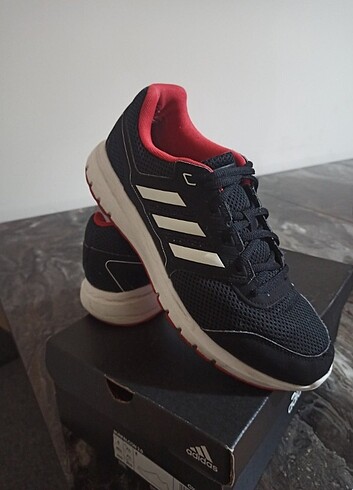 Adidas Spor ayakkabi